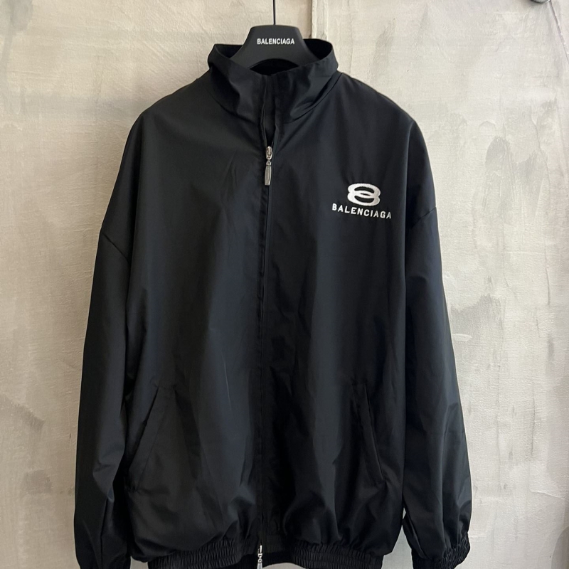 Ba*len*cia*ga coats